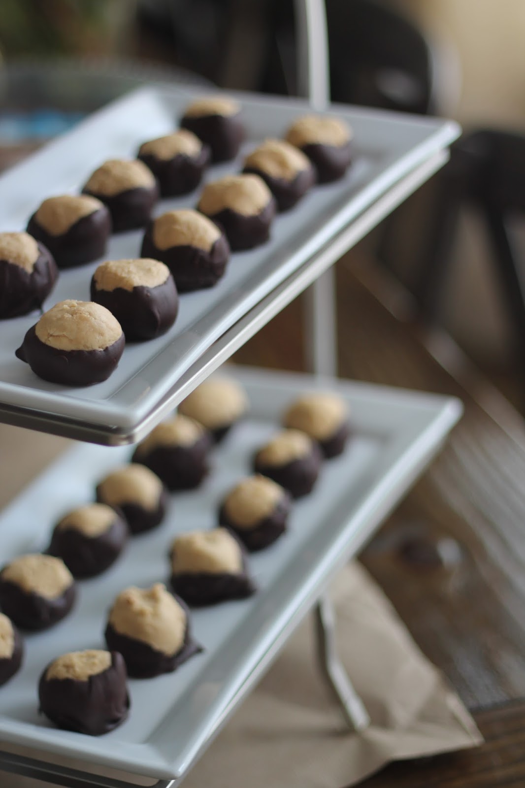 Buckeyes | No Bake Peanut Butter Balls