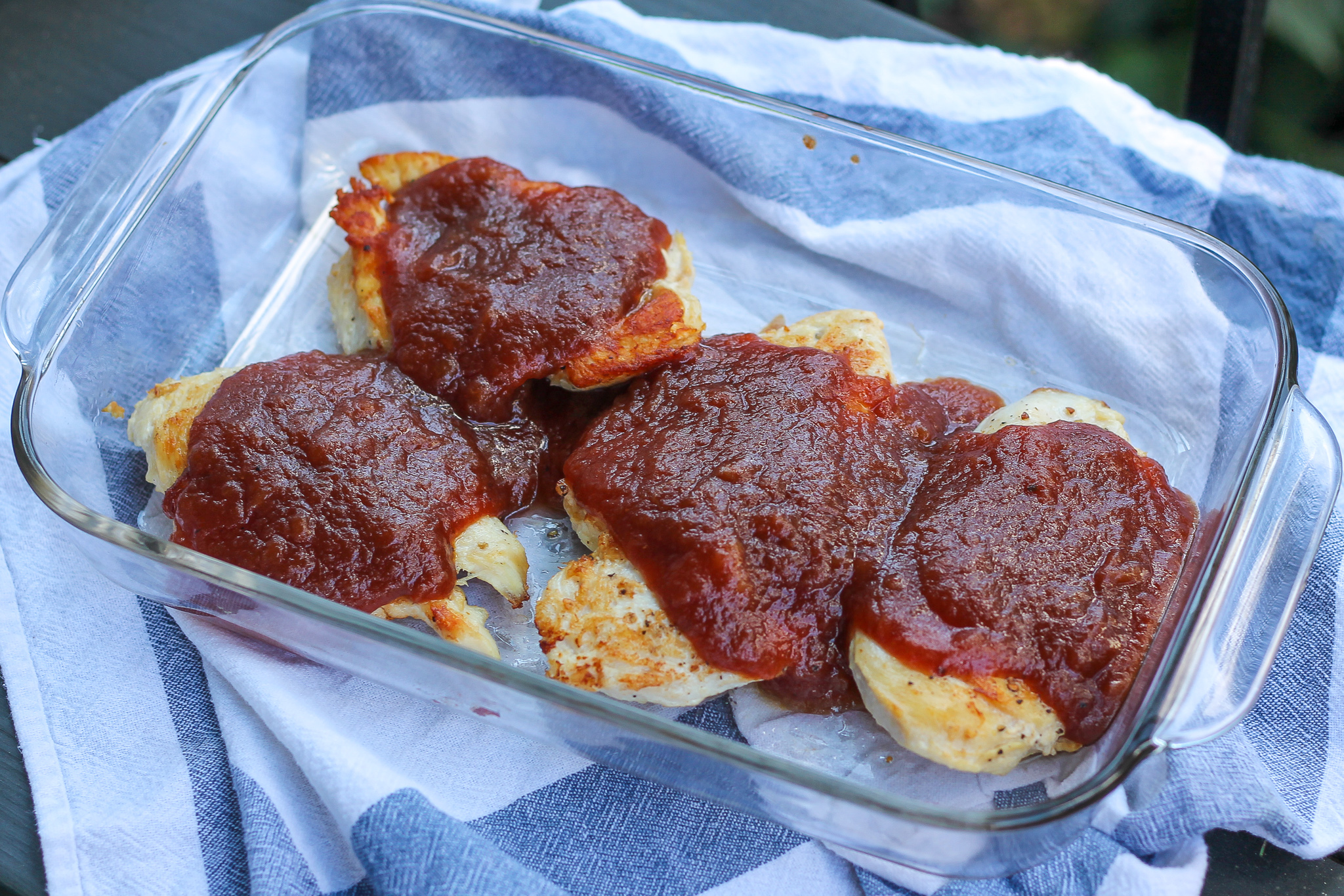 Crockpot Applesauce + Applesauce BBQ Chicken Carolina Charm