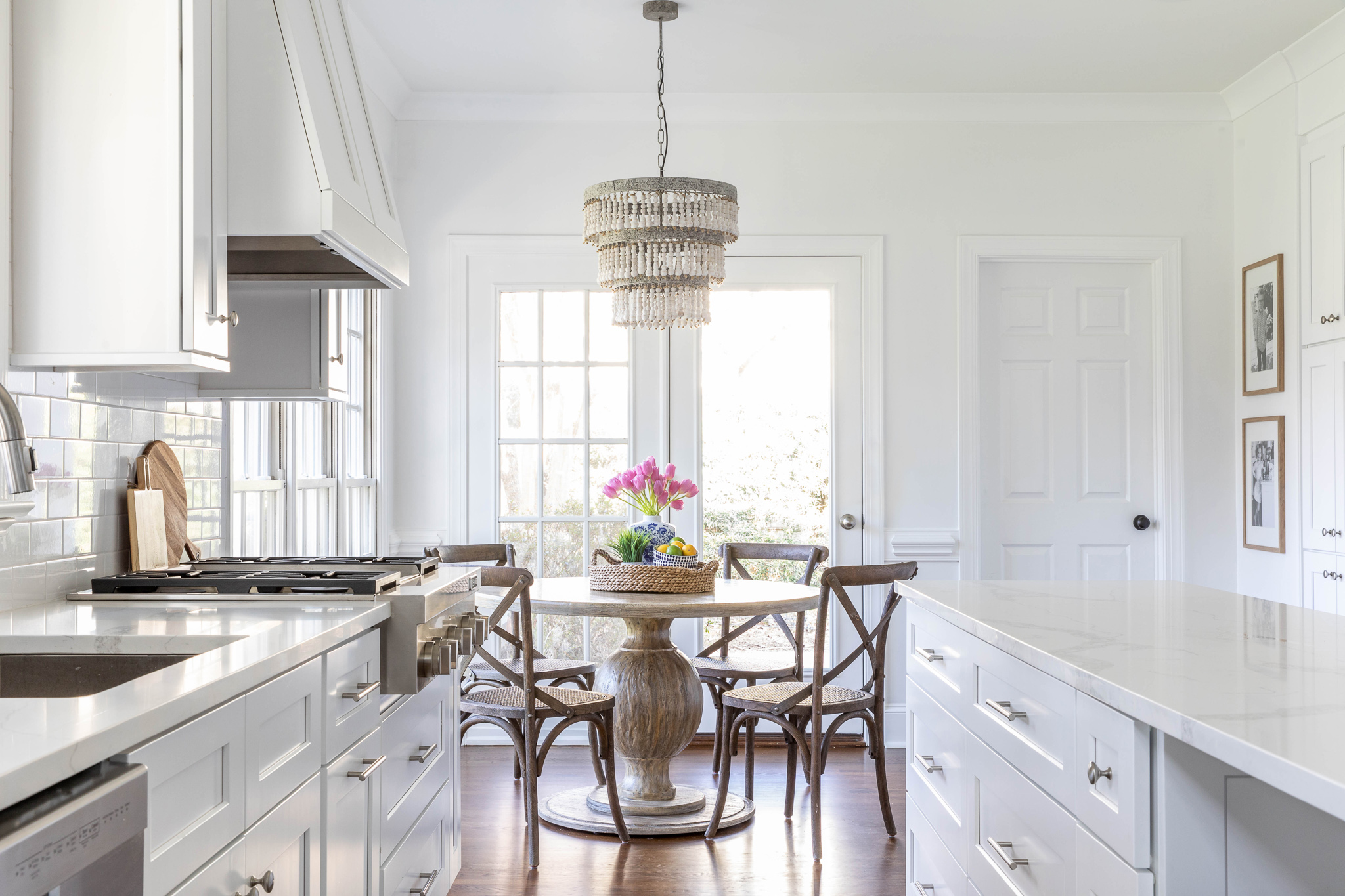 dining table in kitchen 