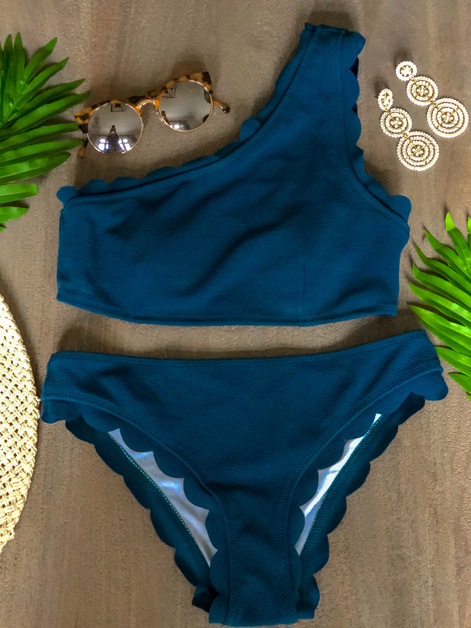 Miss the past one shoulder bikini set hot sale