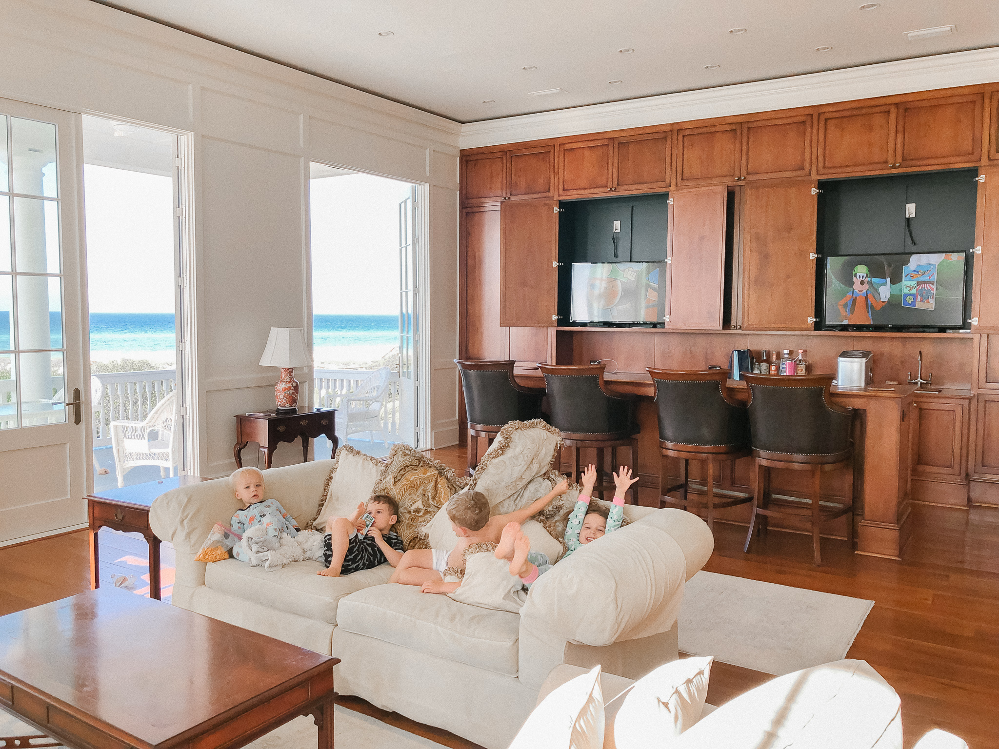 sitting area with kids 30A Seagrove Vacation Home