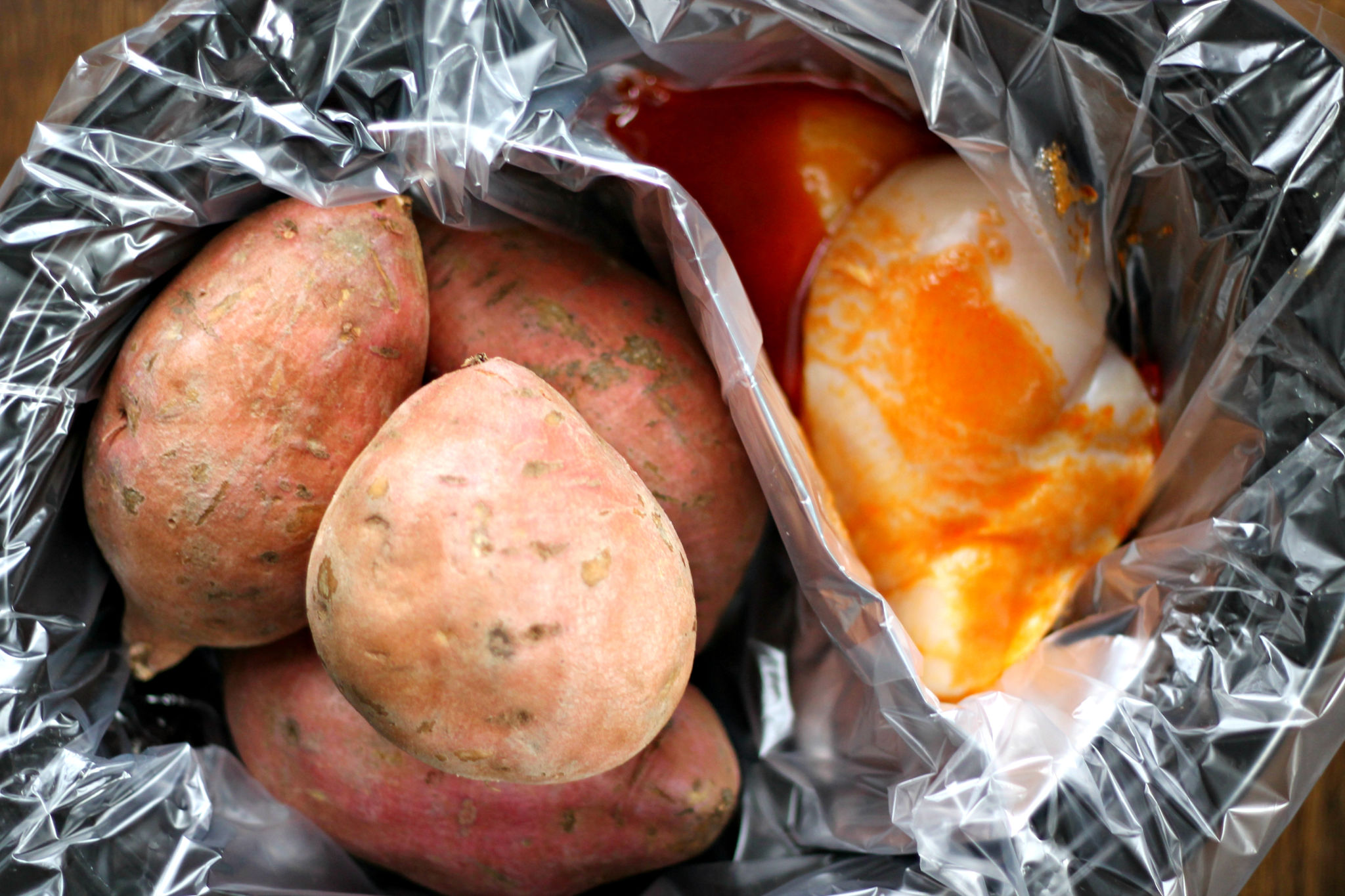 buffalo chicken stuffed sweet potatoes in crockpot 