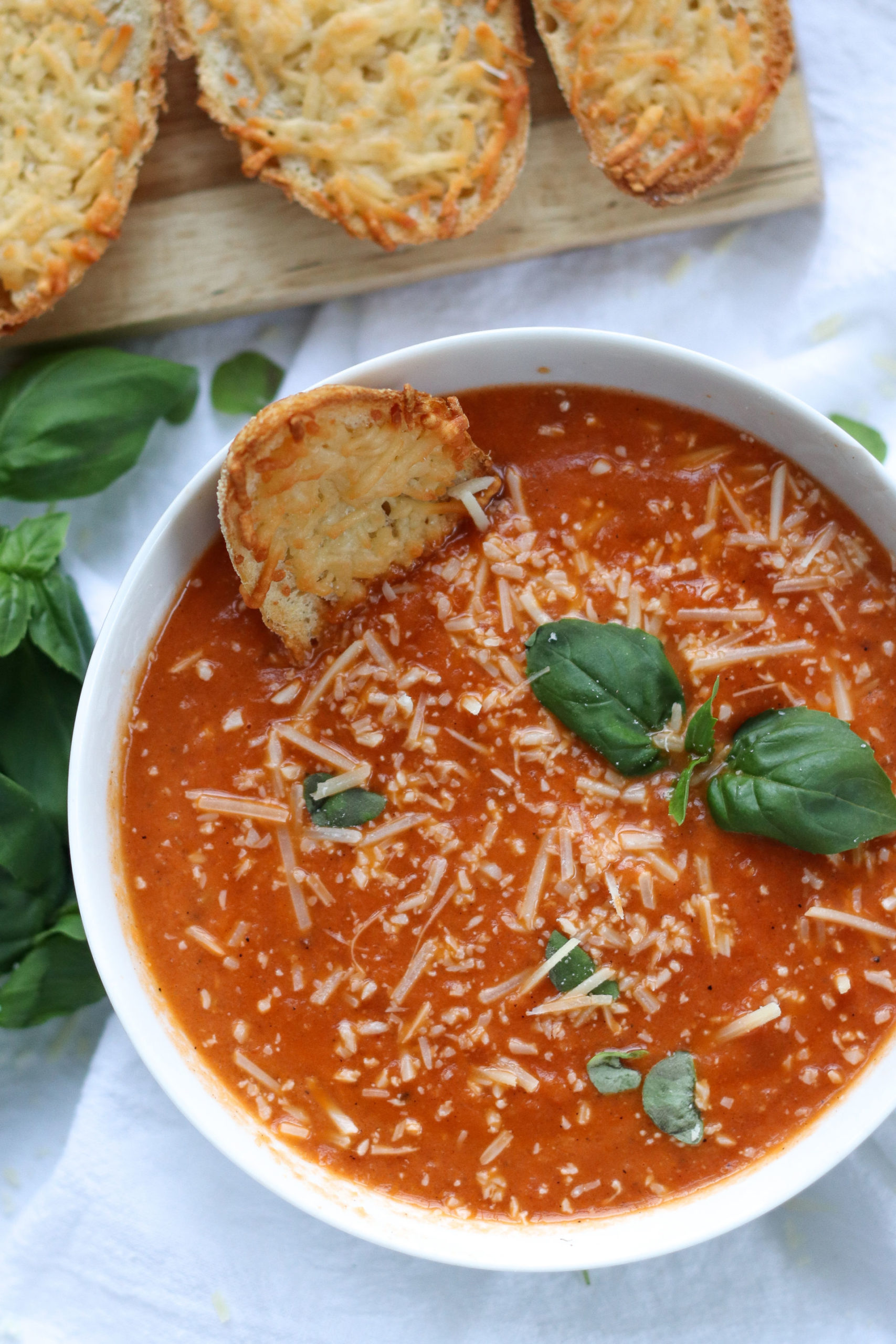 Creamy Tomato Basil & Bacon Soup