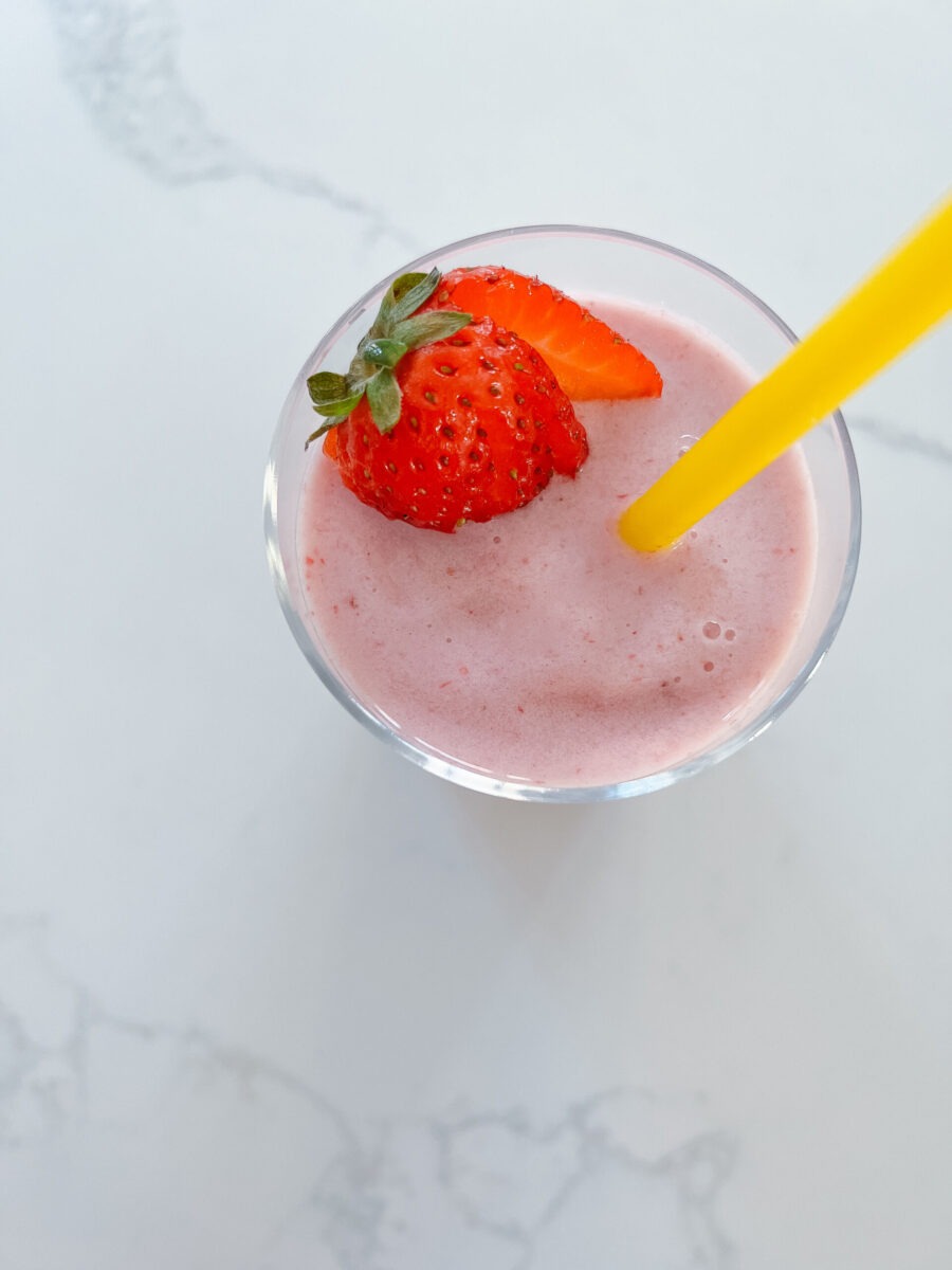 Breakfast Ideas for Kids -- Strawberry Banana Smoothie