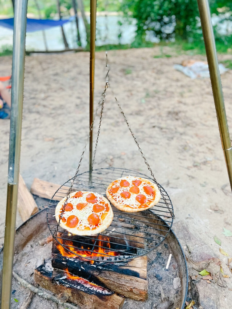 Easy Camping Meal - Pita Pizzas