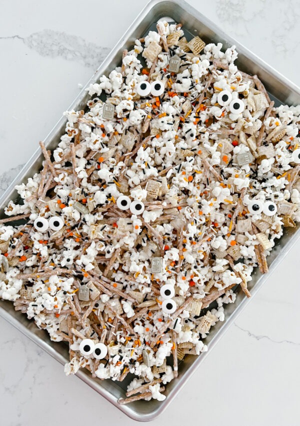 Halloween Snack Mix