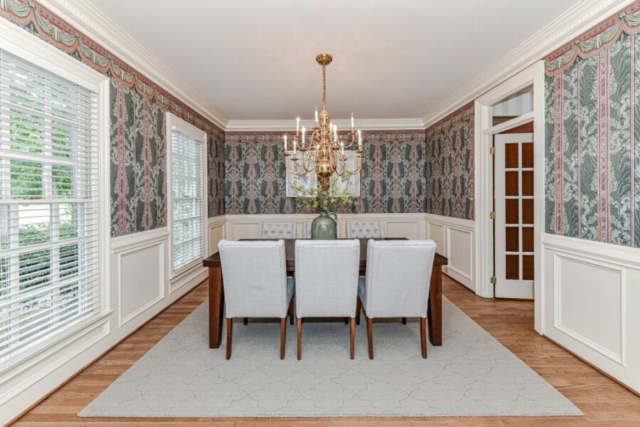 kitchen renovation - dining room before