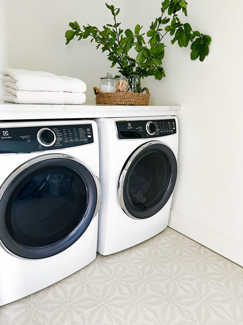EASIEST Laundry Stripping Recipe to Deep Clean Smelly Towels