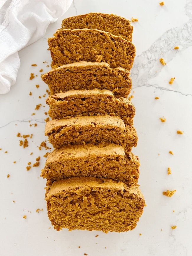 easy pumpkin bread sliced